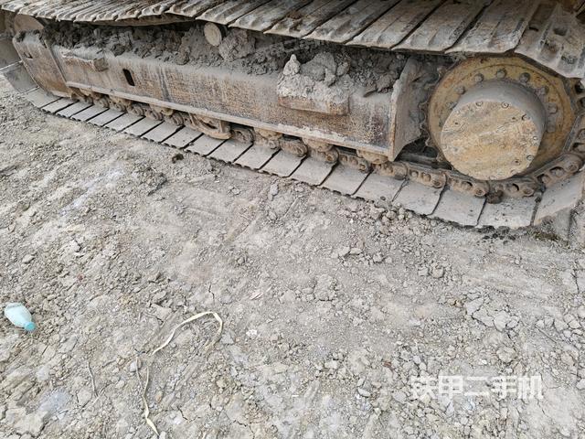 左側履帶整體?（行走機構）