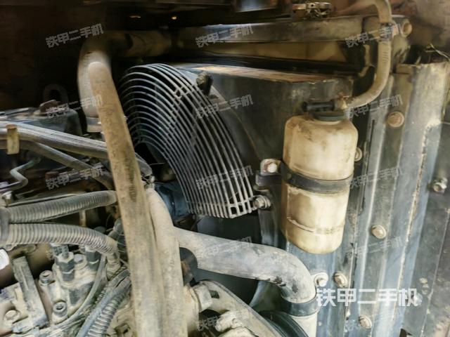 水箱+風(fēng)扇特寫(xiě)(上車(chē)部件) 水箱+風(fēng)扇特寫(xiě)(上車(chē)部件)