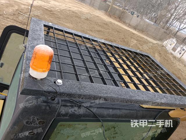 駕駛室頂部（整機(jī)外觀）