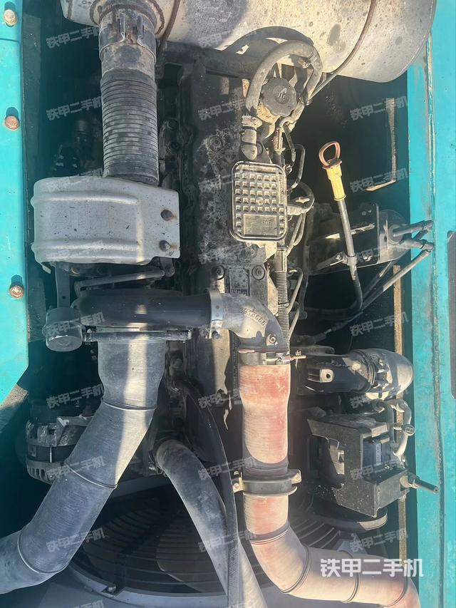 發(fā)動(dòng)機(jī)整體俯視（整機(jī)外觀）