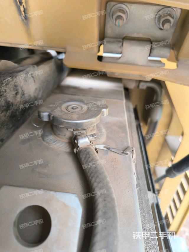 散熱器室(大件艙室) 散熱器室(大件艙室)