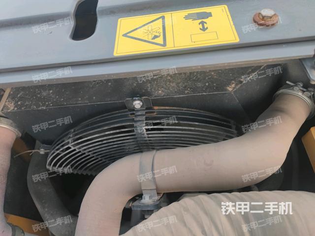 氣門室蓋螺絲特寫(上車部件) 氣門室蓋螺絲特寫(上車部件)