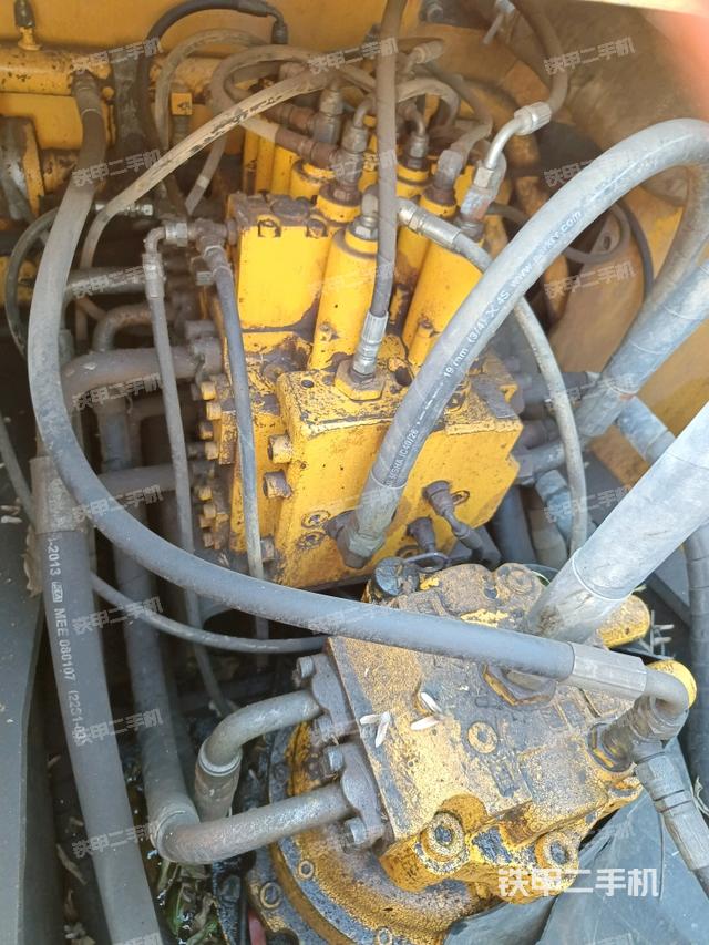 分配閥（上車部件）