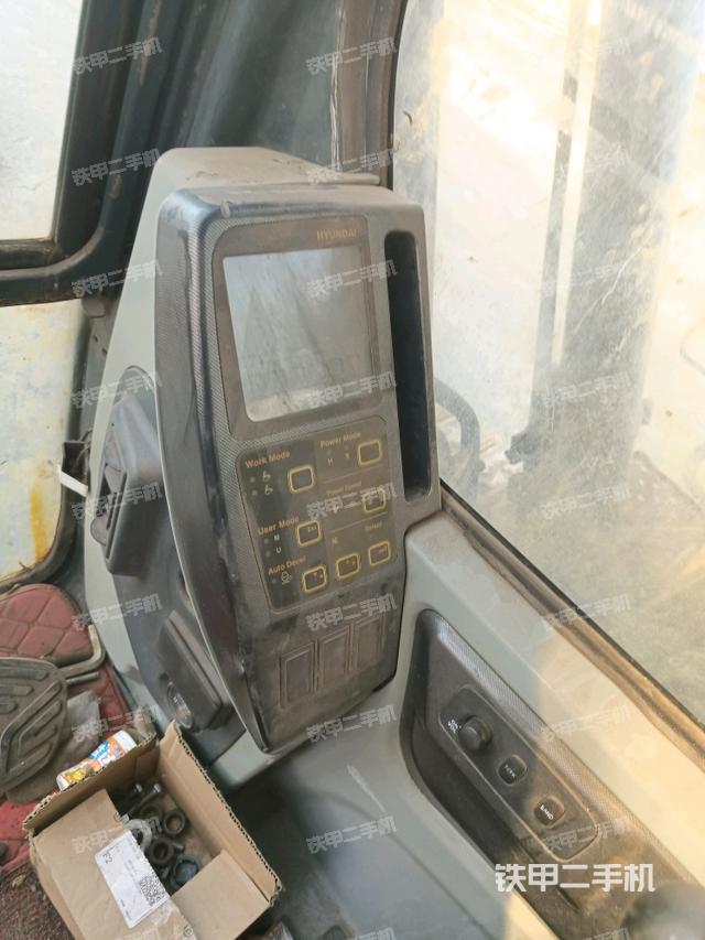 顯示屏?（駕駛室部分）