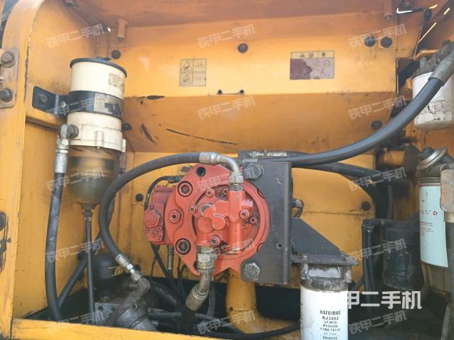 液壓泵斜45?右（大件艙室）