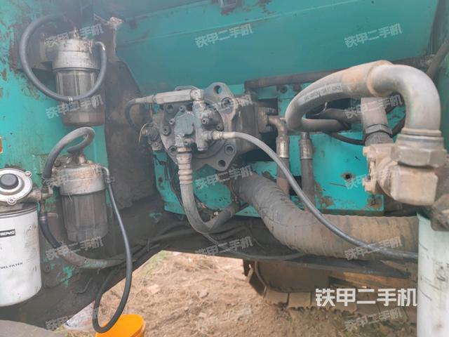 液壓泵斜45?左(大件艙室) 液壓泵斜45?左(大件艙室)