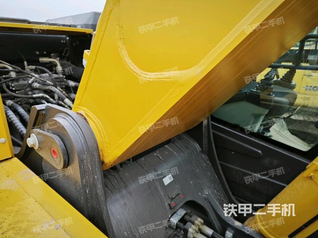 大臂根部?斜視(工作和回轉(zhuǎn)裝置) 大臂根部?斜視(工作和回轉(zhuǎn)裝置)