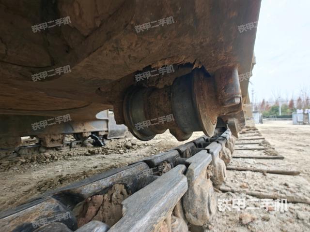 右導向輪（行走機構(gòu)）