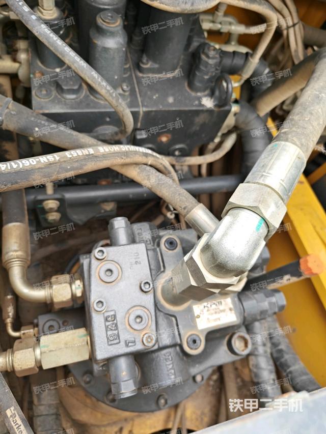 回轉(zhuǎn)馬達（上車部件）