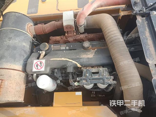 發(fā)動機整體俯視(整機外觀) 發(fā)動機整體俯視(整機外觀)