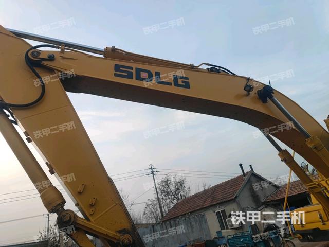 大臂整體?右側(cè)(工作和回轉(zhuǎn)裝置) 大臂整體?右側(cè)(工作和回轉(zhuǎn)裝置)