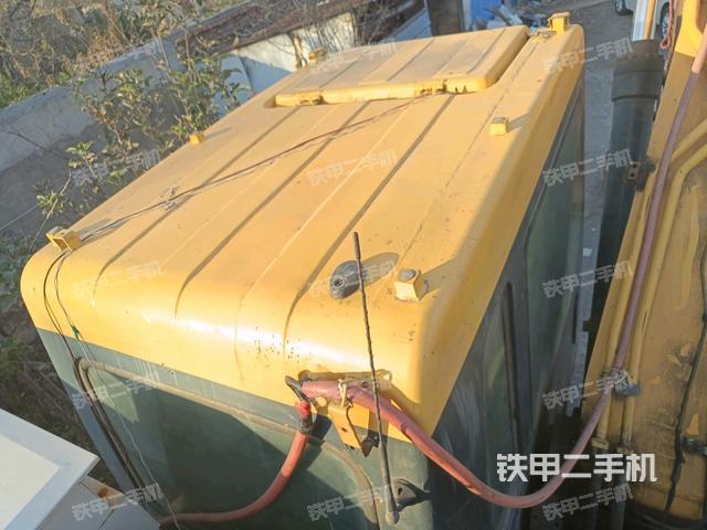 駕駛室頂部俯視（上車部件）