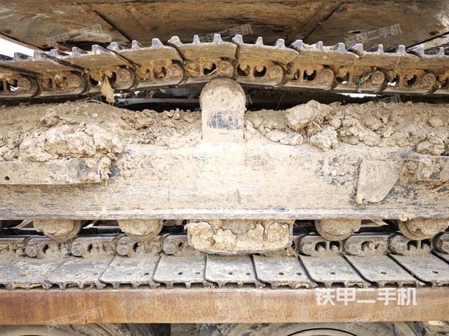 左側(cè)行走馬達(dá)蓋板(行走機(jī)構(gòu)) 左側(cè)行走馬達(dá)蓋板(行走機(jī)構(gòu))