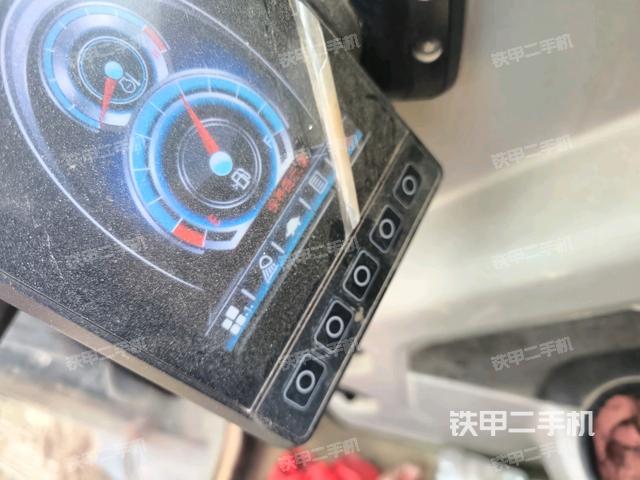 頂棚整體(駕駛室部分) 頂棚整體(駕駛室部分)