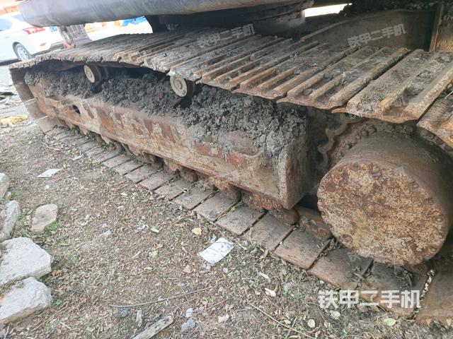 左側(cè)履帶整體?（行走機構(gòu)）