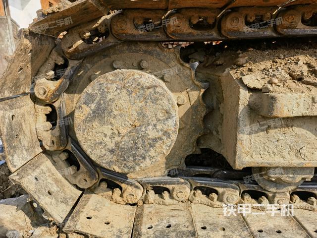 右驅(qū)動(dòng)輪(行走機(jī)構(gòu)) 右驅(qū)動(dòng)輪(行走機(jī)構(gòu))