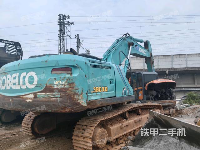 右后45(整機(jī)外觀) 右后45(整機(jī)外觀)