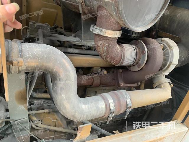 發(fā)動機右側（整機外觀及大件）