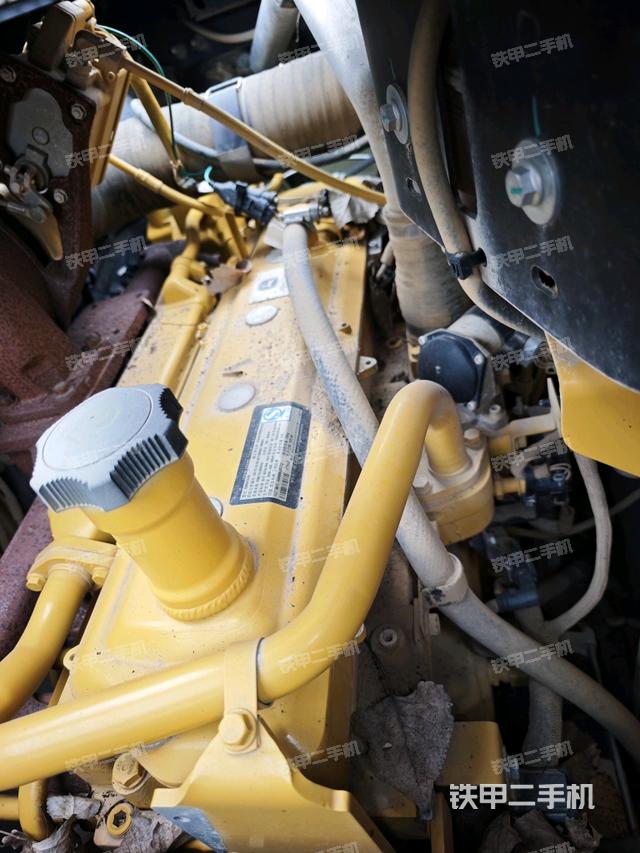 發(fā)動機(jī)整體俯視（整機(jī)外觀）