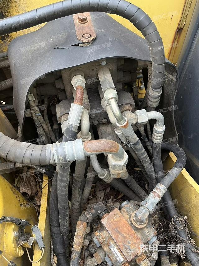 分配閥（上車部件）