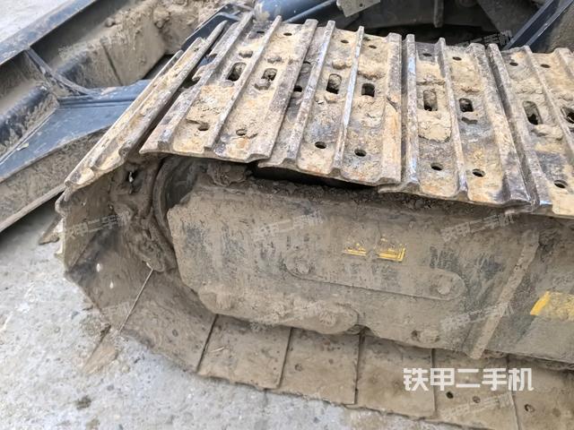 左側行走馬達蓋板(行走機構) 左側行走馬達蓋板(行走機構)