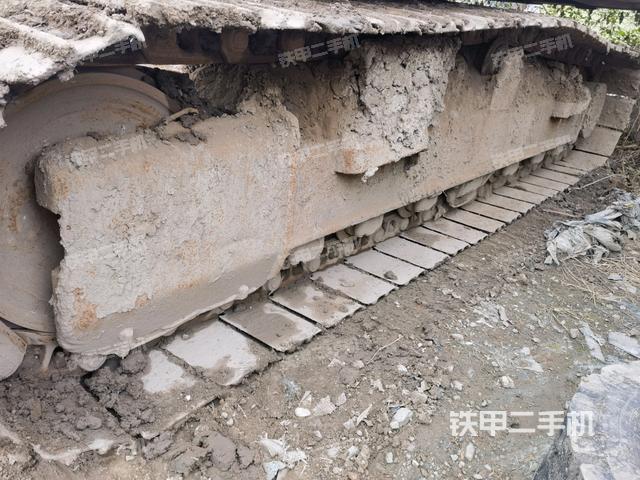 左側(cè)履帶整體?（行走機(jī)構(gòu)）