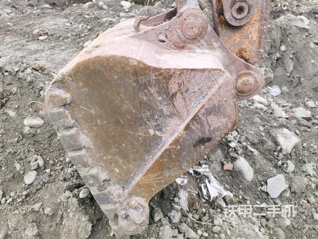 鏟斗45度（工作和回轉(zhuǎn)裝置）