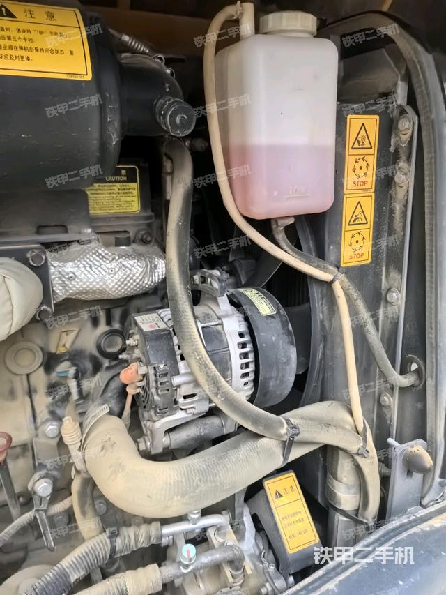 水箱+風扇特寫(上車部件) 水箱+風扇特寫(上車部件)