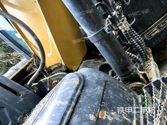 大臂根部?斜視（工作和回轉(zhuǎn)裝置）