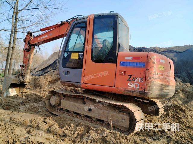 左后45(整機(jī)外觀) 左后45(整機(jī)外觀)