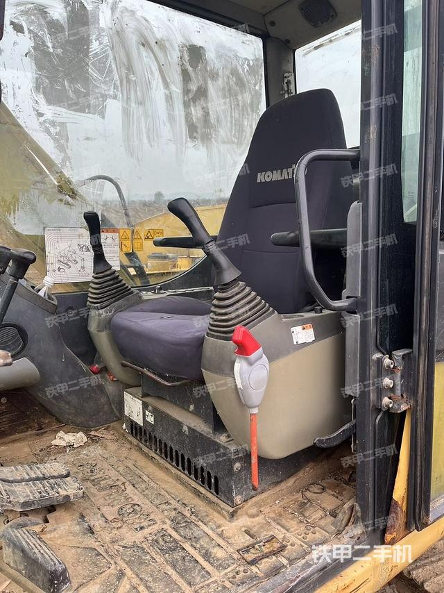 ?駕駛室正側(cè)（駕駛室部分）