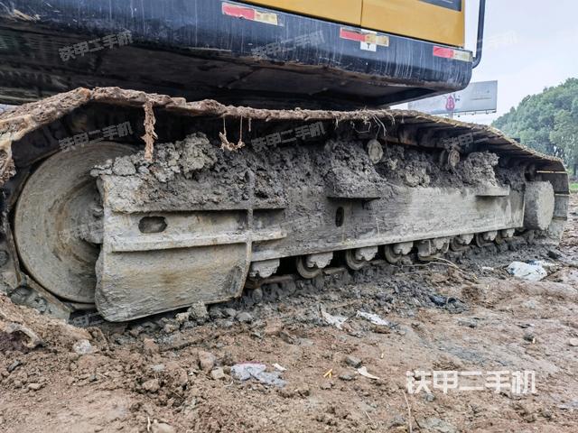 右側履帶整體（行走機構）