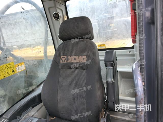 座椅右側(cè)控制臺/鑰匙門/油門/含右手柄（駕駛室部分）