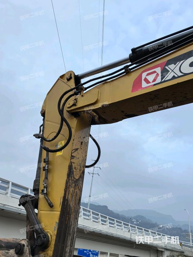 大臂整體?右側(cè)（工作和回轉(zhuǎn)裝置）