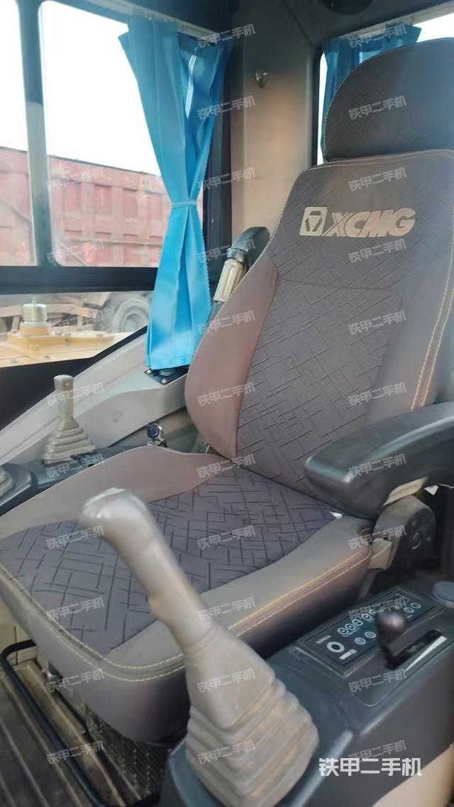 顯示屏?(駕駛室部分) 顯示屏?(駕駛室部分)