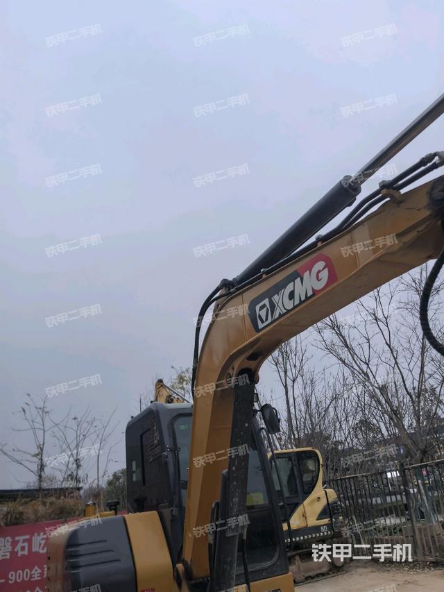 大臂整體?右側(工作和回轉裝置) 大臂整體?右側(工作和回轉裝置)