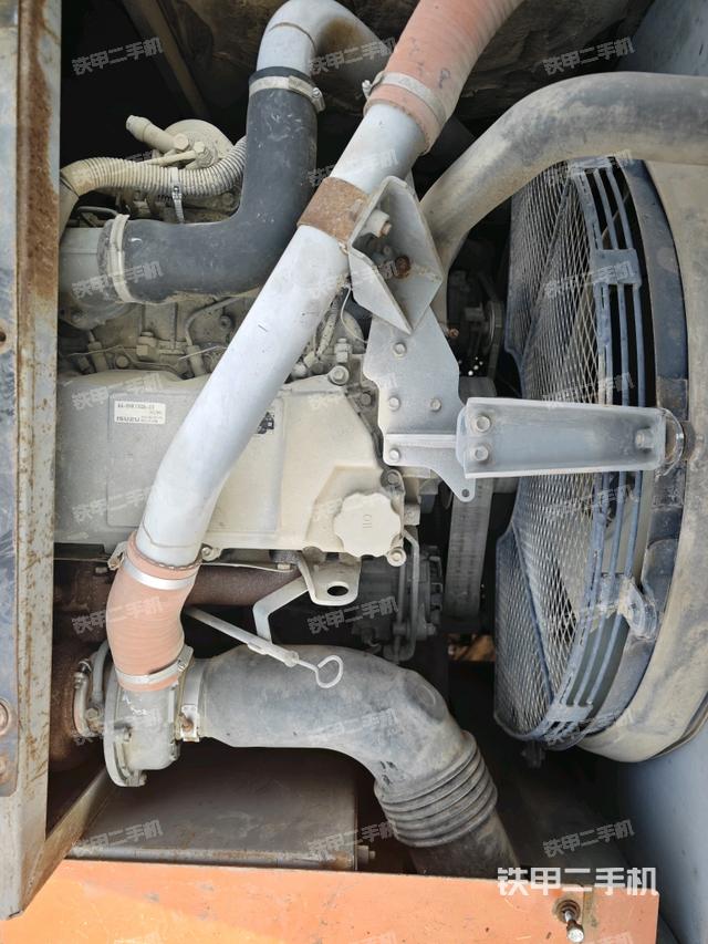 駕駛室頂部俯視(上車部件) 駕駛室頂部俯視(上車部件)