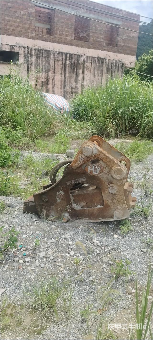 整機左側(cè)(設(shè)備外觀及核心部件) 整機左側(cè)(設(shè)備外觀及核心部件)