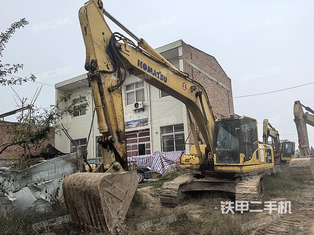 小松PC220LC-8挖掘机
