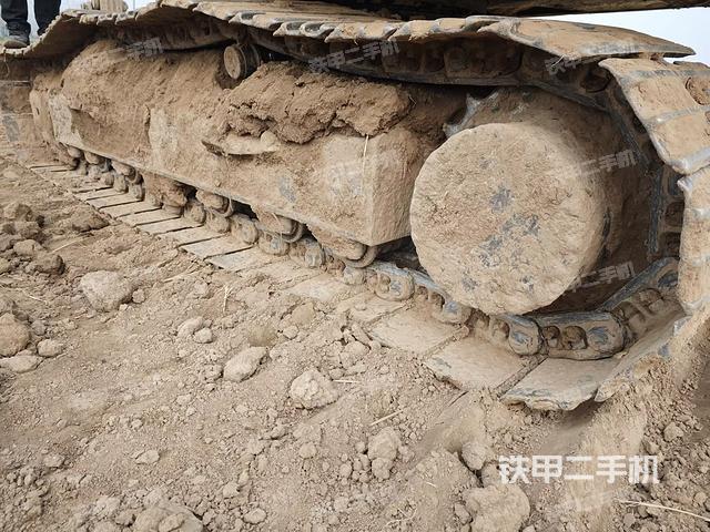 左側(cè)履帶整體?(行走機構(gòu)) 左側(cè)履帶整體?(行走機構(gòu))
