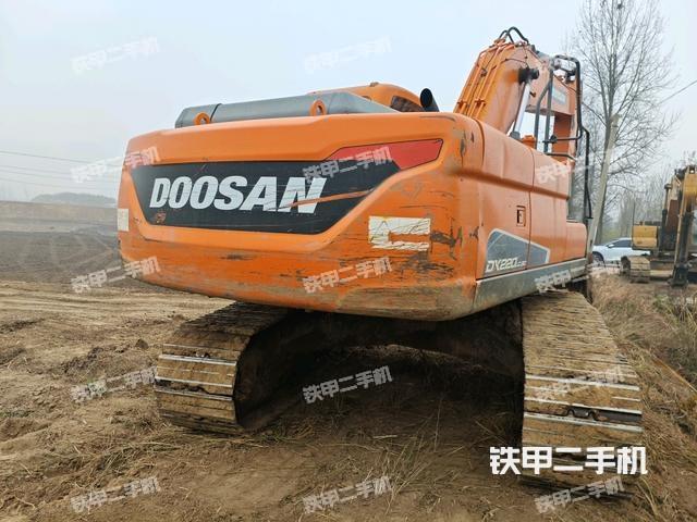 整機(jī)右后45°（整機(jī)外觀）