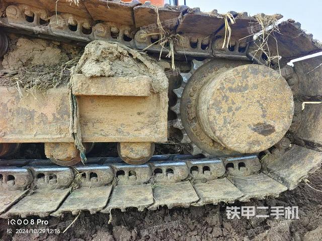 單側(cè)履帶整體（整機(jī)外觀）