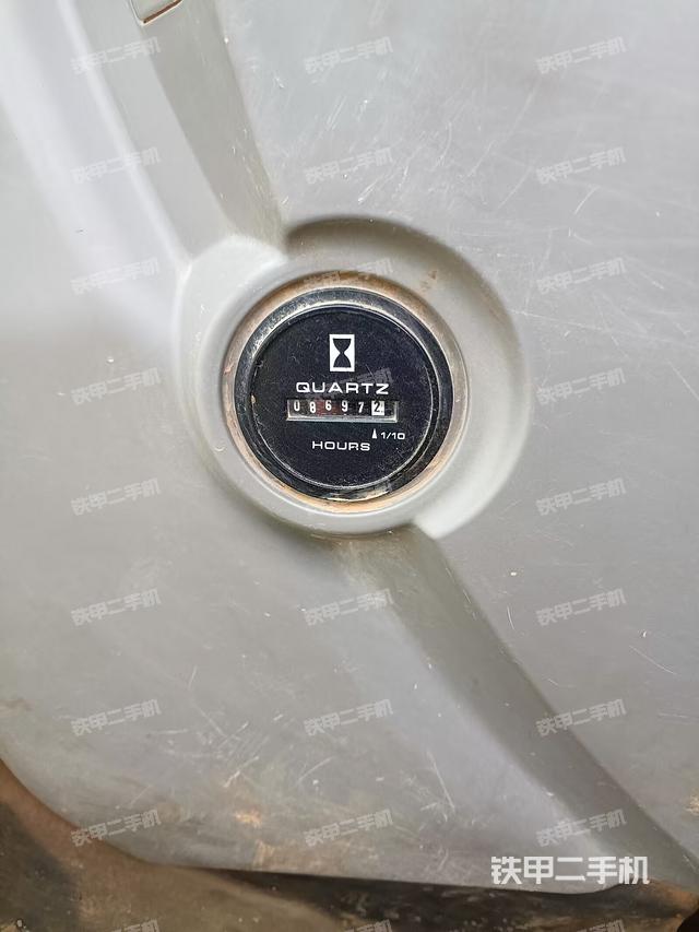 駕駛室整體（整機(jī)外觀）