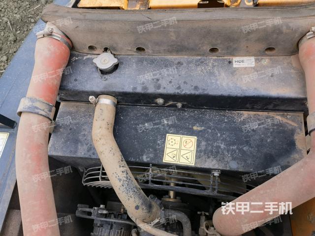 水箱+風(fēng)扇特寫(上車部件) 水箱+風(fēng)扇特寫(上車部件)