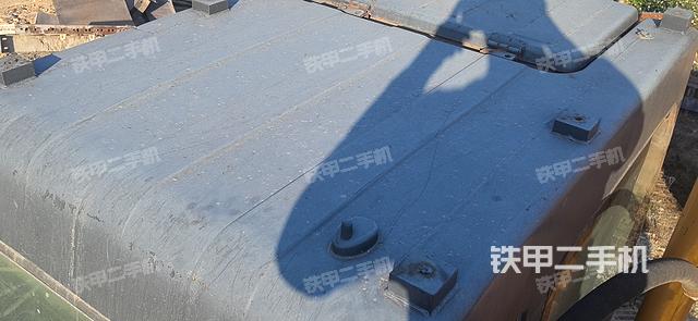 駕駛室頂部（整機(jī)外觀）