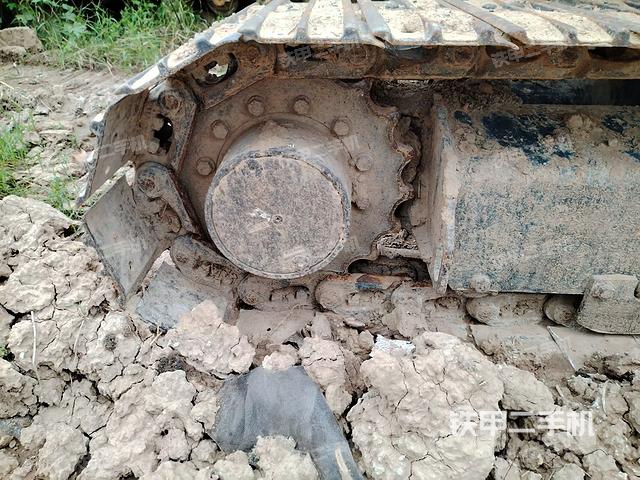 左驅(qū)動(dòng)輪（行走機(jī)構(gòu)）