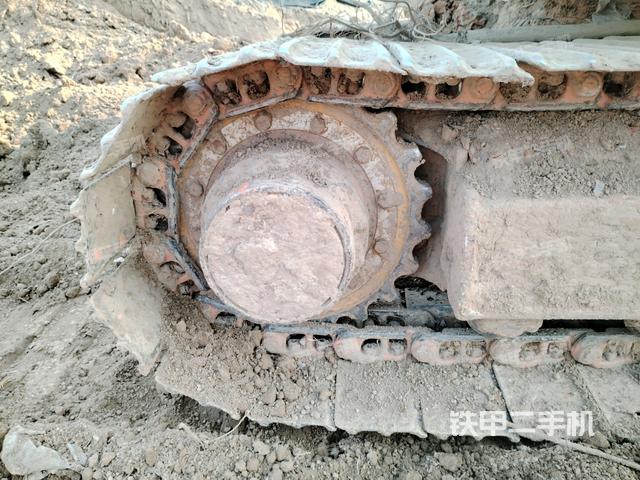 右驅(qū)動(dòng)輪(行走機(jī)構(gòu)) 右驅(qū)動(dòng)輪(行走機(jī)構(gòu))