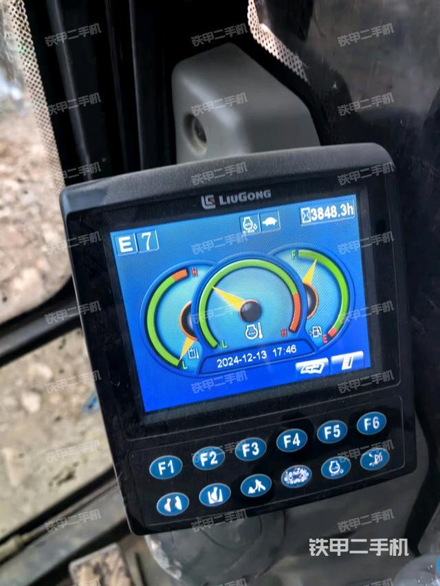 顯示屏?（駕駛室部分）