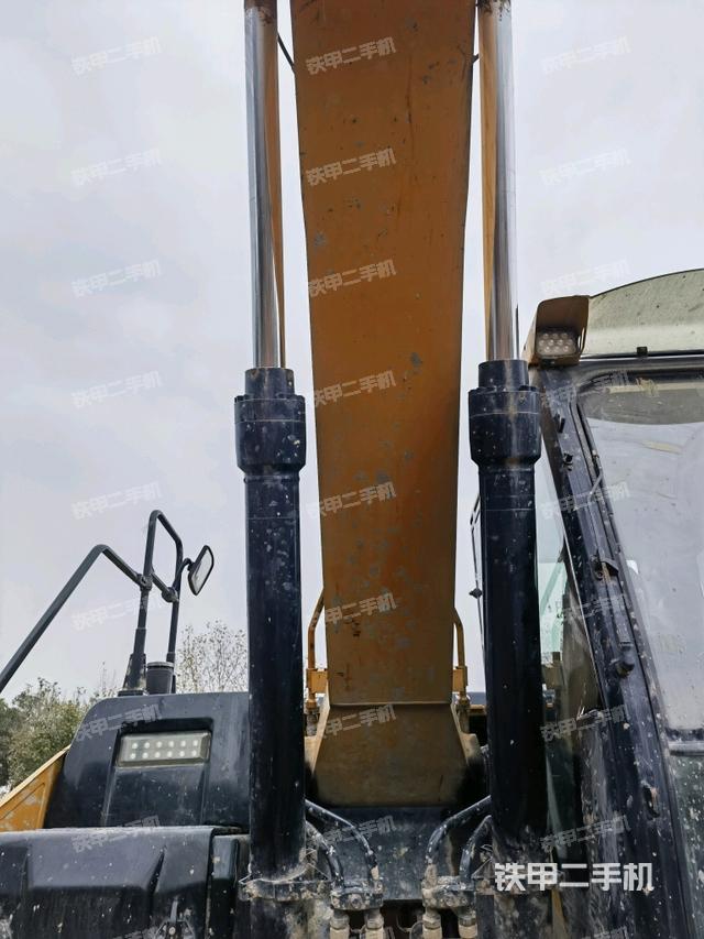 大臂油缸整體?豎拍（工作和回轉裝置）