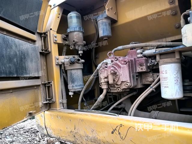 液壓泵室（大件艙室）